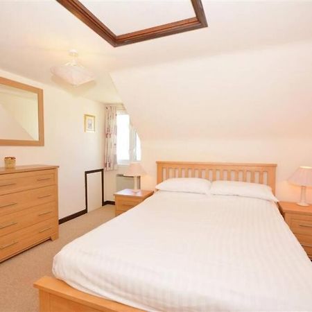 Direct Beach Access! Top Floor Apartment Перънпорт Екстериор снимка